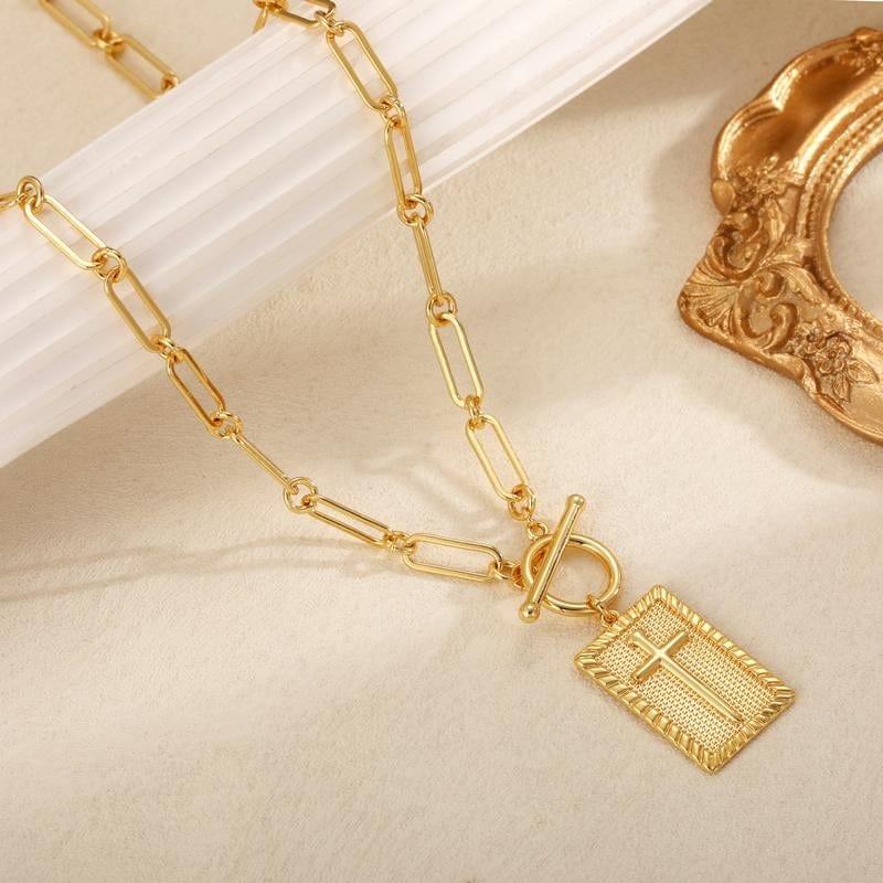 Cilifer®✝️ Cross Pendant Paperclip Chain Necklace. Unisex. Waterproof and Sweat-Resistant