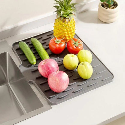 CZTICLE®💥No-Spill Silicone Worktop Saver – Heat-Resistant & Non-Slip Mat for Drip-Free Drying💥