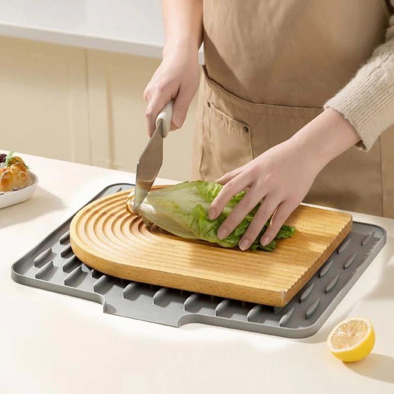 CZTICLE®💥No-Spill Silicone Worktop Saver – Heat-Resistant & Non-Slip Mat for Drip-Free Drying💥